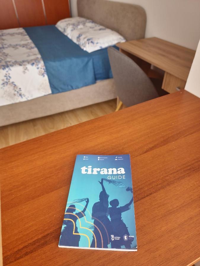 Andi'S Place-Comfy Studio-City Center Tirana Bagian luar foto